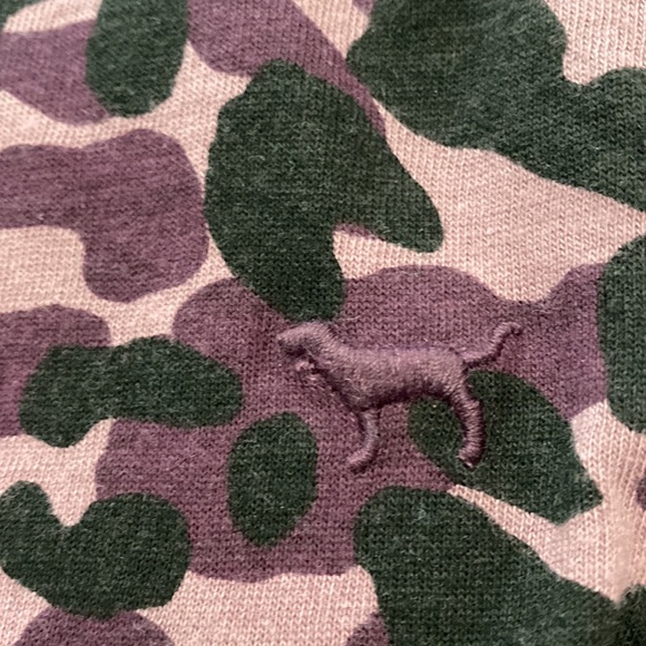 2 for $20 Victoria’s Secret Pink tee - Picture 5 of 5